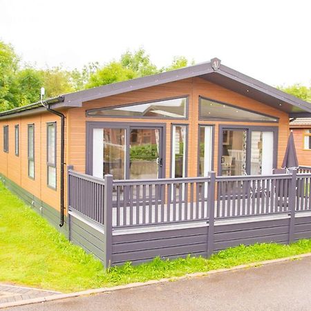 Penny Lodge With Hot Tub Malton Kültér fotó